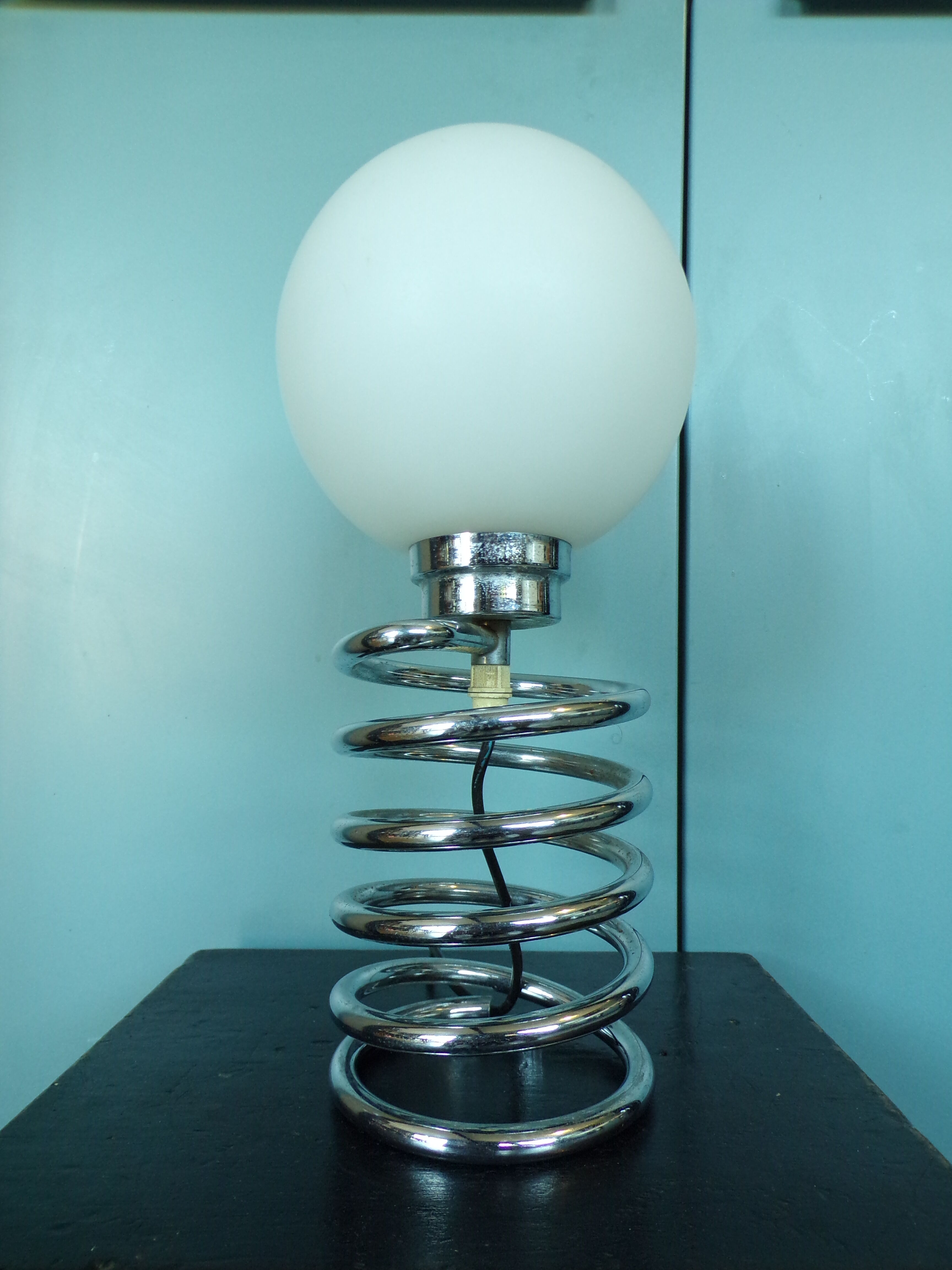 Spring lamp 1970