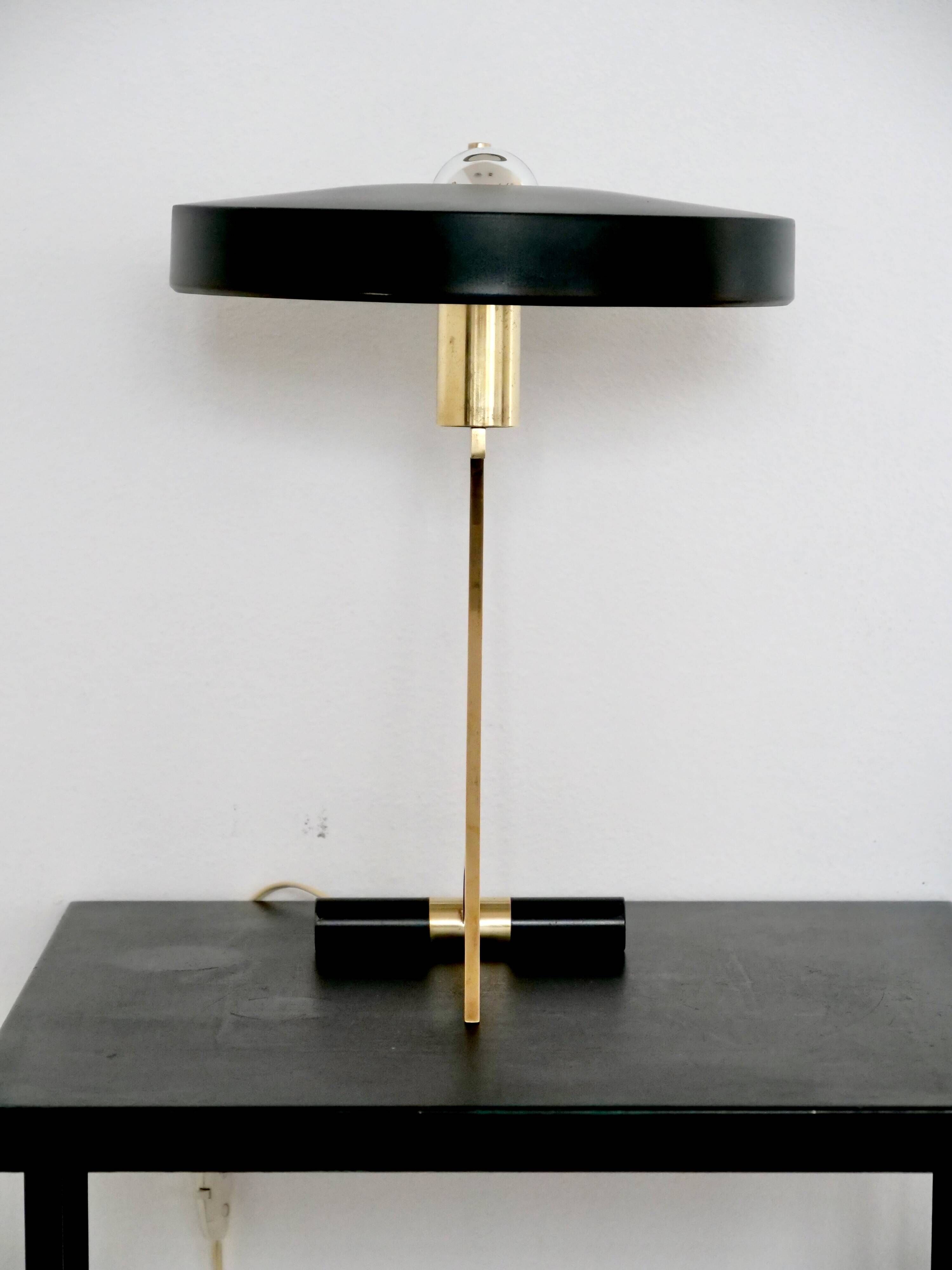 Lampe z philps modèle diplomat mid century design louis kalff design
