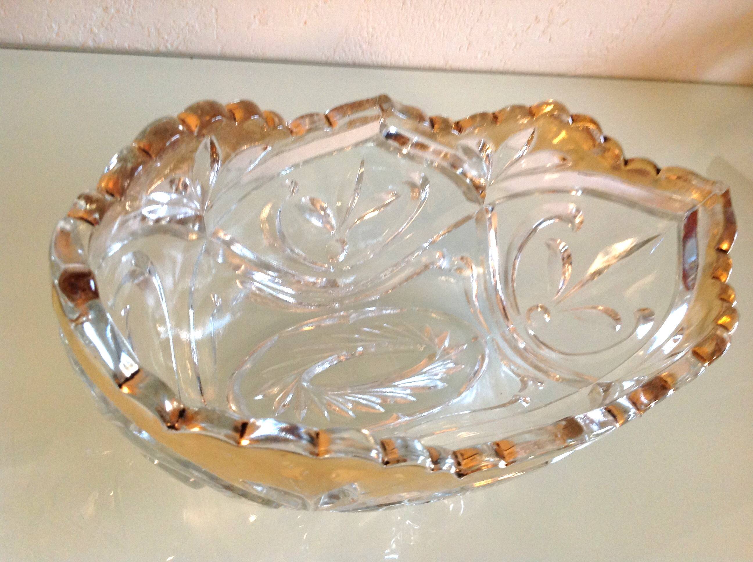 Cut crystal fruit bowl with gold rim / vintage 50s-60s