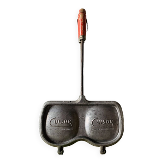 Vintage cast aluminum sandwich maker - Cuisor