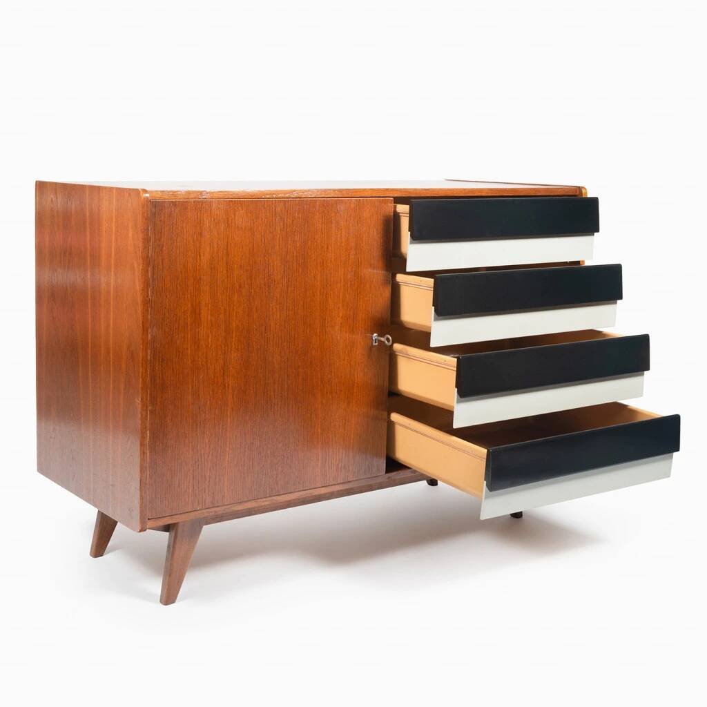 Original U-458 cabinet designed by Jiří Jiroutek in 1958