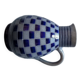 Pitcher