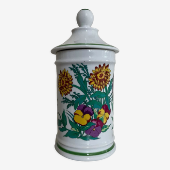 Porcelain apothecary pot