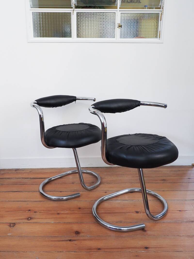 4 vintage Cobra chairs by Giotto Stoppino – Genuine leather and chrome steel