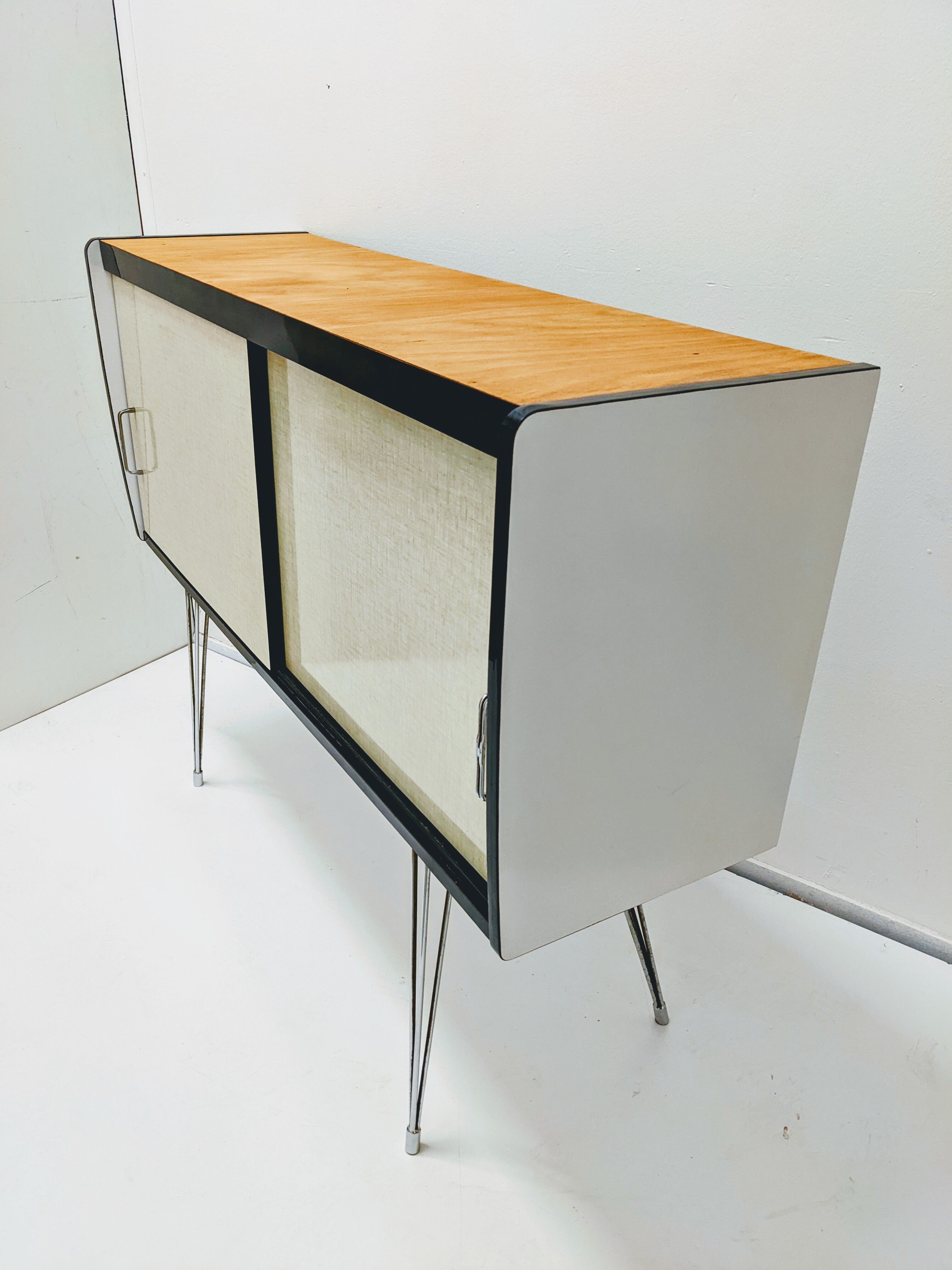 Vintage enfilade in formica / Eiffel feet / sideboard storage cabinet