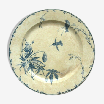 Plat rond plat signé gien, modèle bleu, oiseau-mouche, fleurs et oiseaux, 32 cm