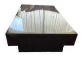 Table basse rectangulaire en bois précieux (ronce de noyer) laqué de 1970s.