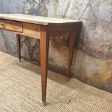 Farm table