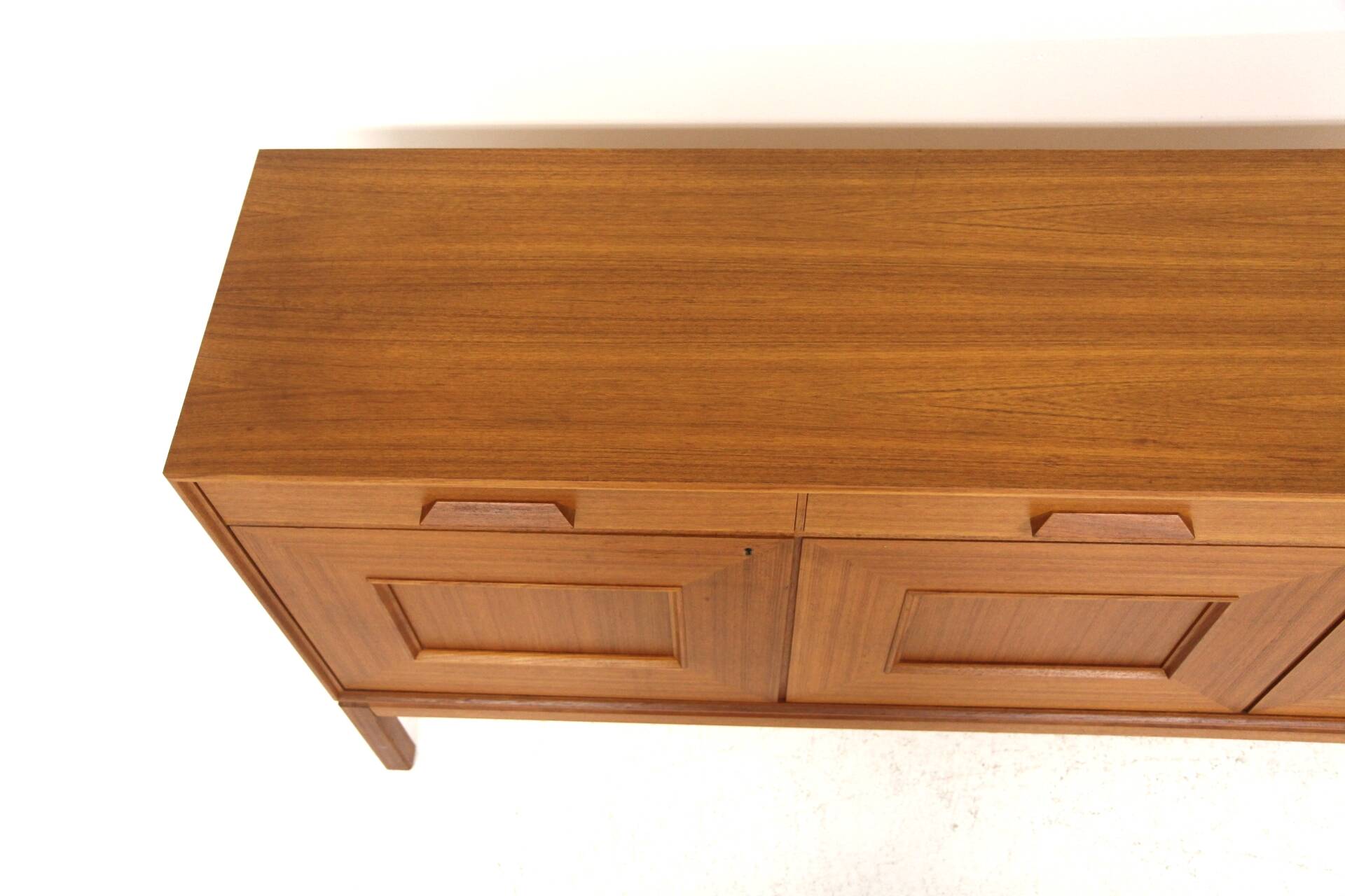 Scandinavian teak sideboard, Möbelfabrik Örnen, Rydaholm, Sweden, 1960