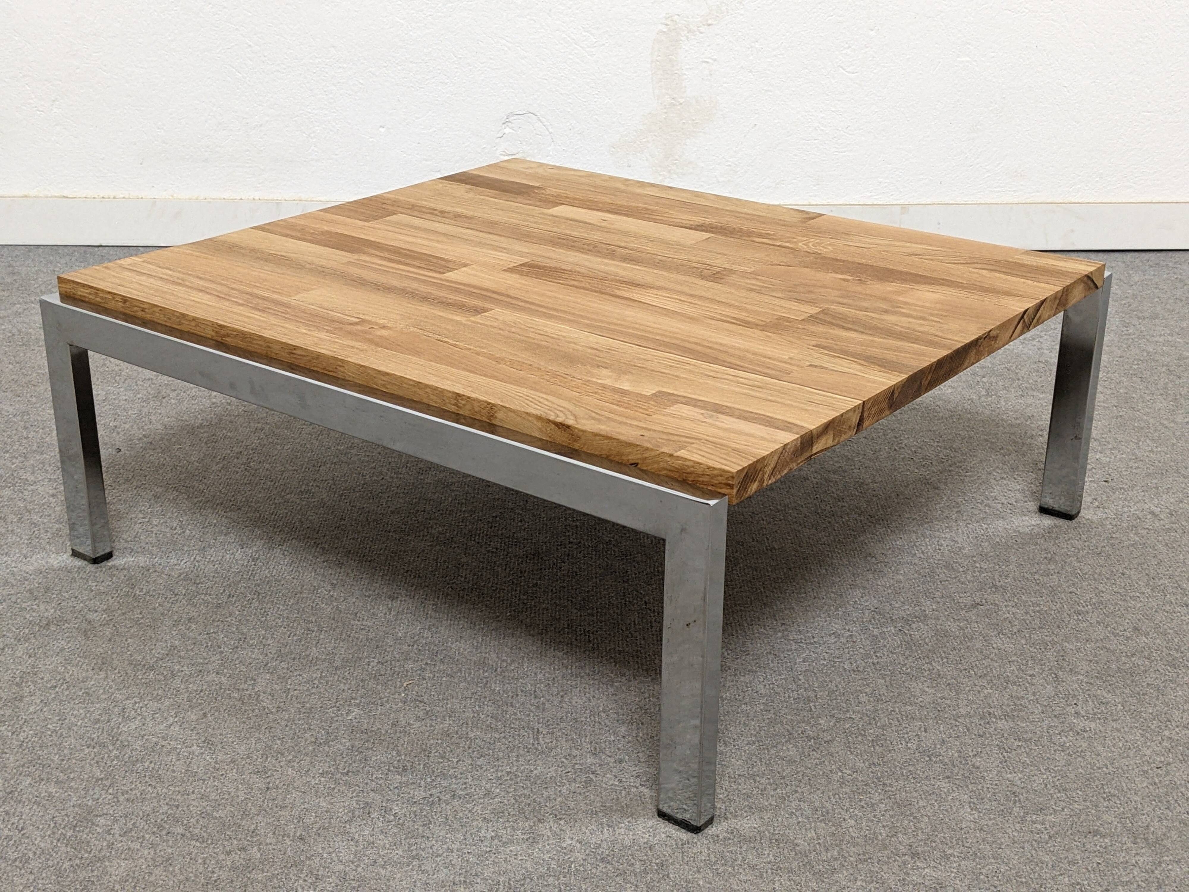 Coffee table or side table in solid oak, France around 1970.