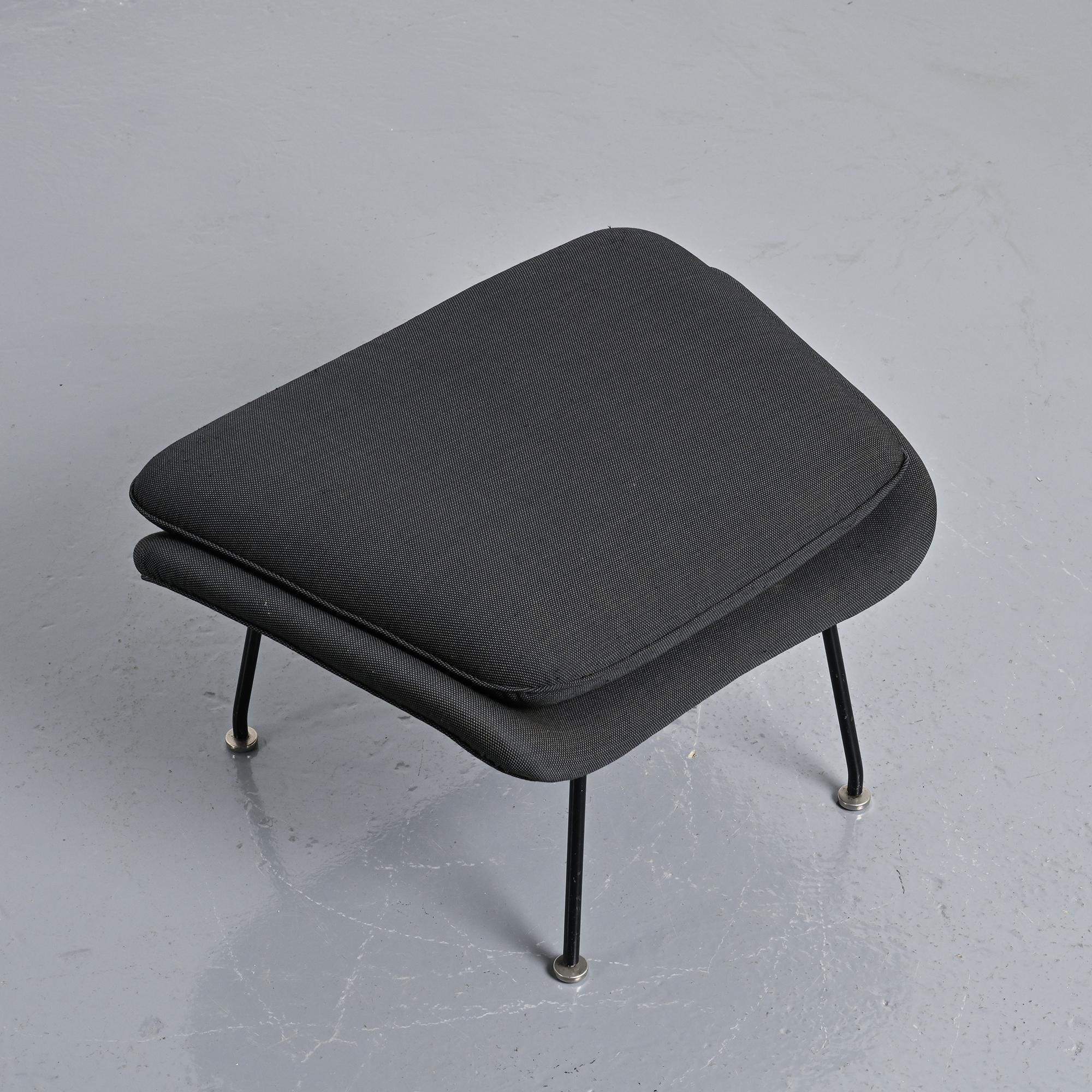 Womb Chair 2nd edition by Eero Saarinen, Knoll around 1970