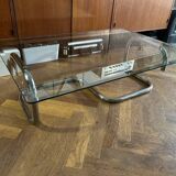 1970s design coffee table in rectangular glass with chrome legs