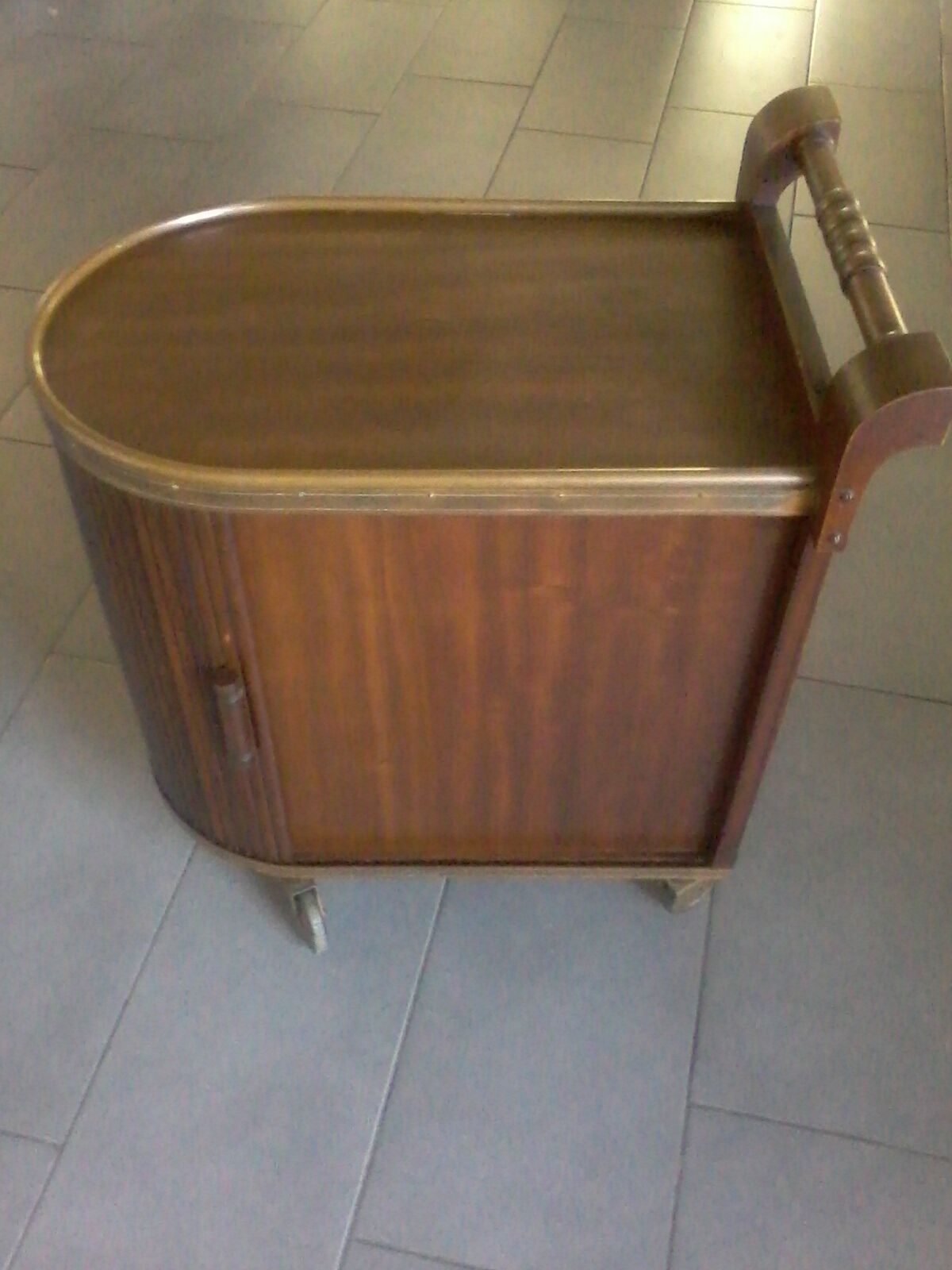 Rolling bar