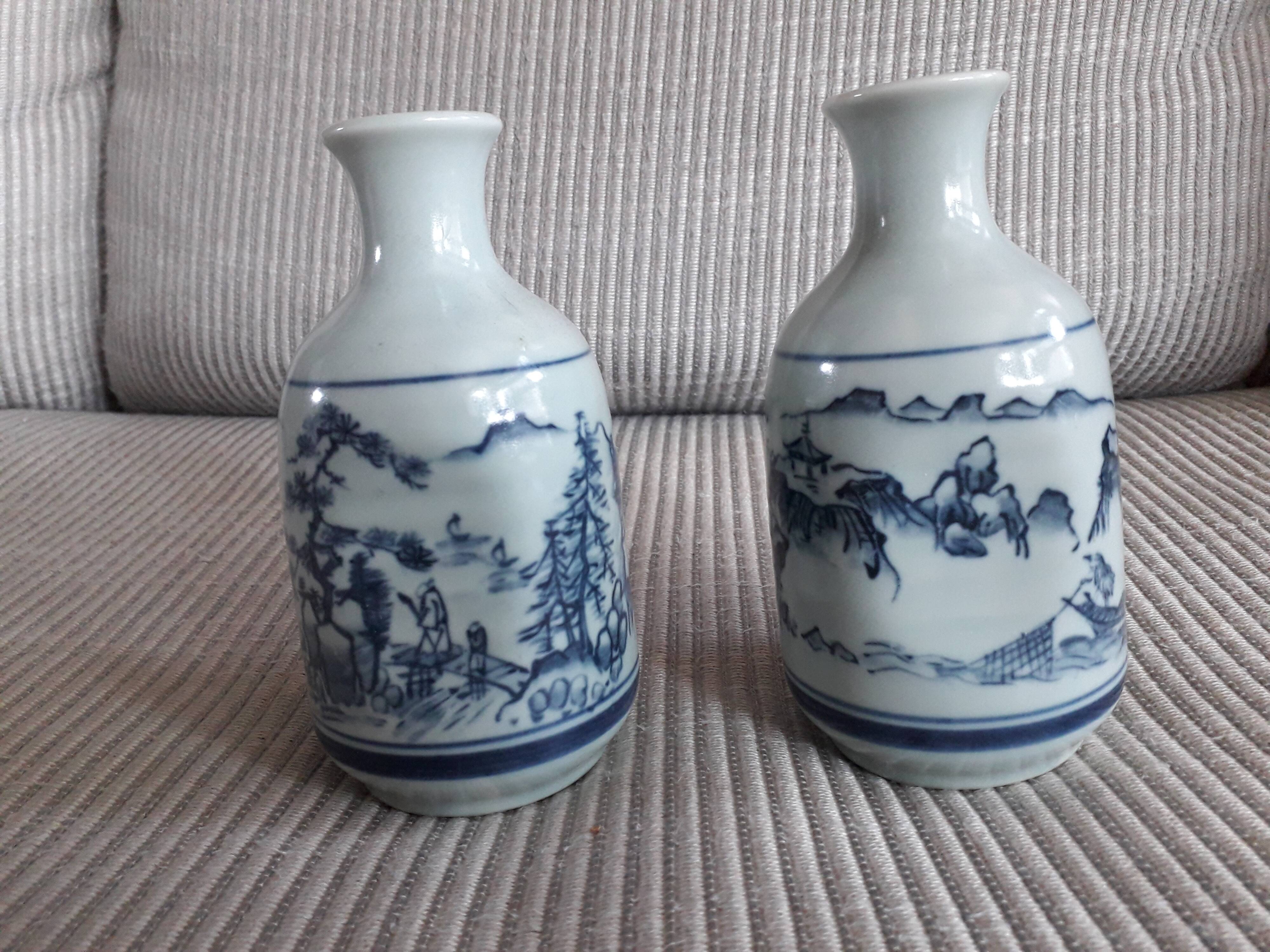 A pair of vintage Chinese ceramic vases.