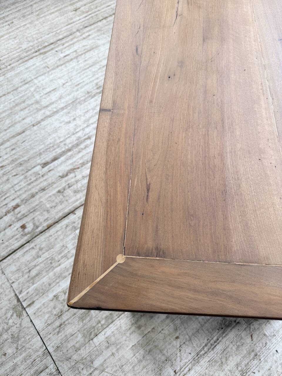 Antique farmhouse or drapery table in walnut, 1900 XL