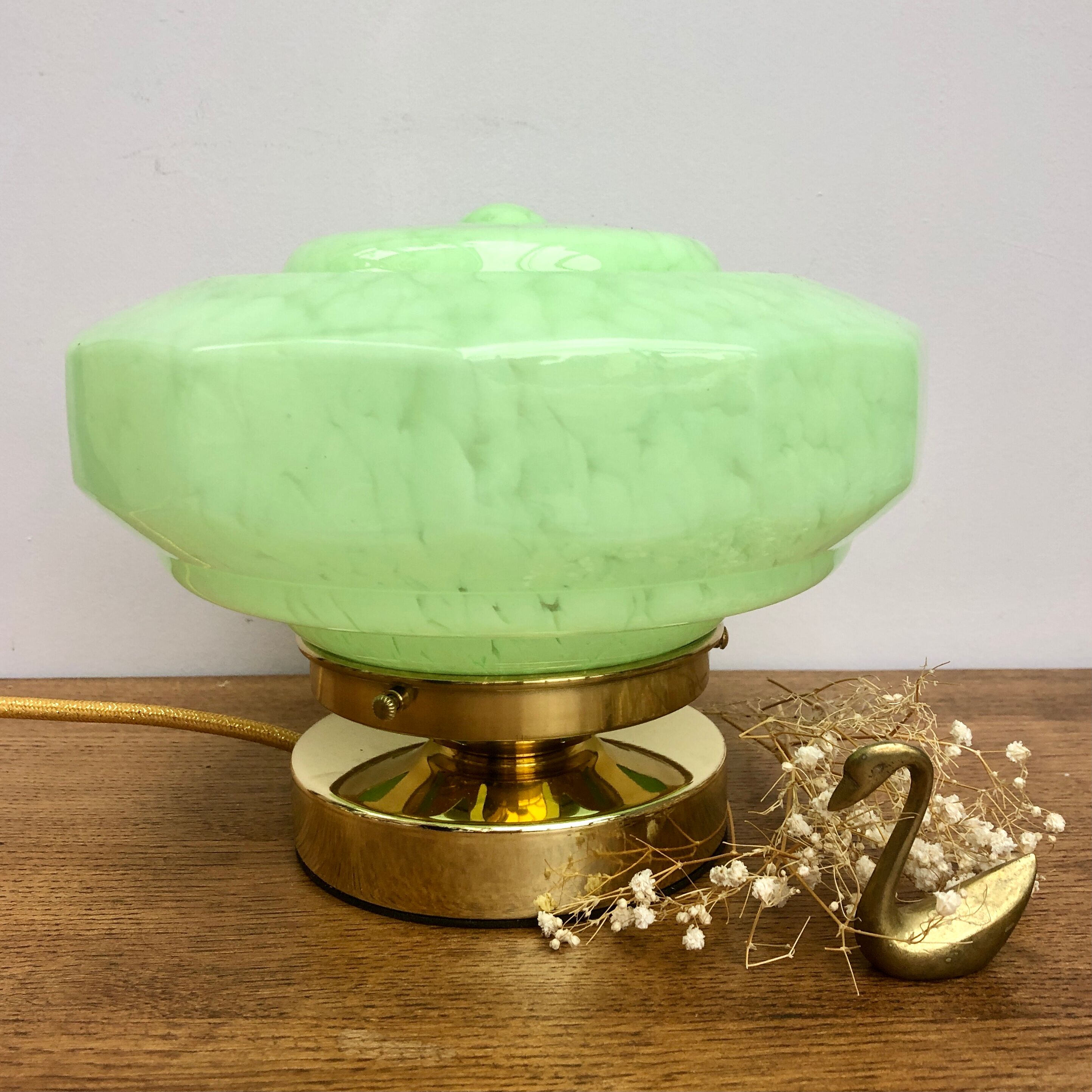 Vintage globe-laying lamp in clichy glass