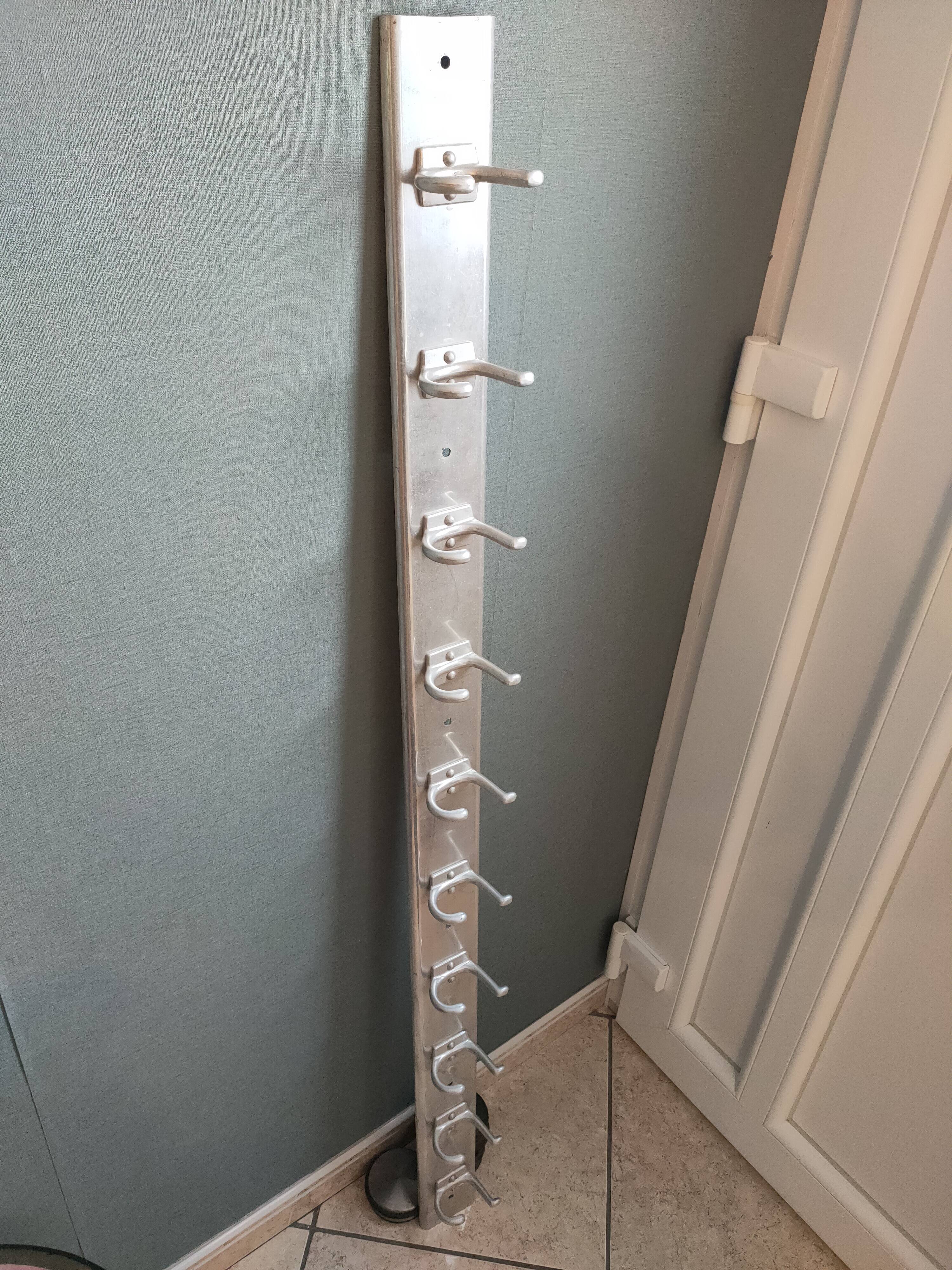school coat rack with 10 hooks