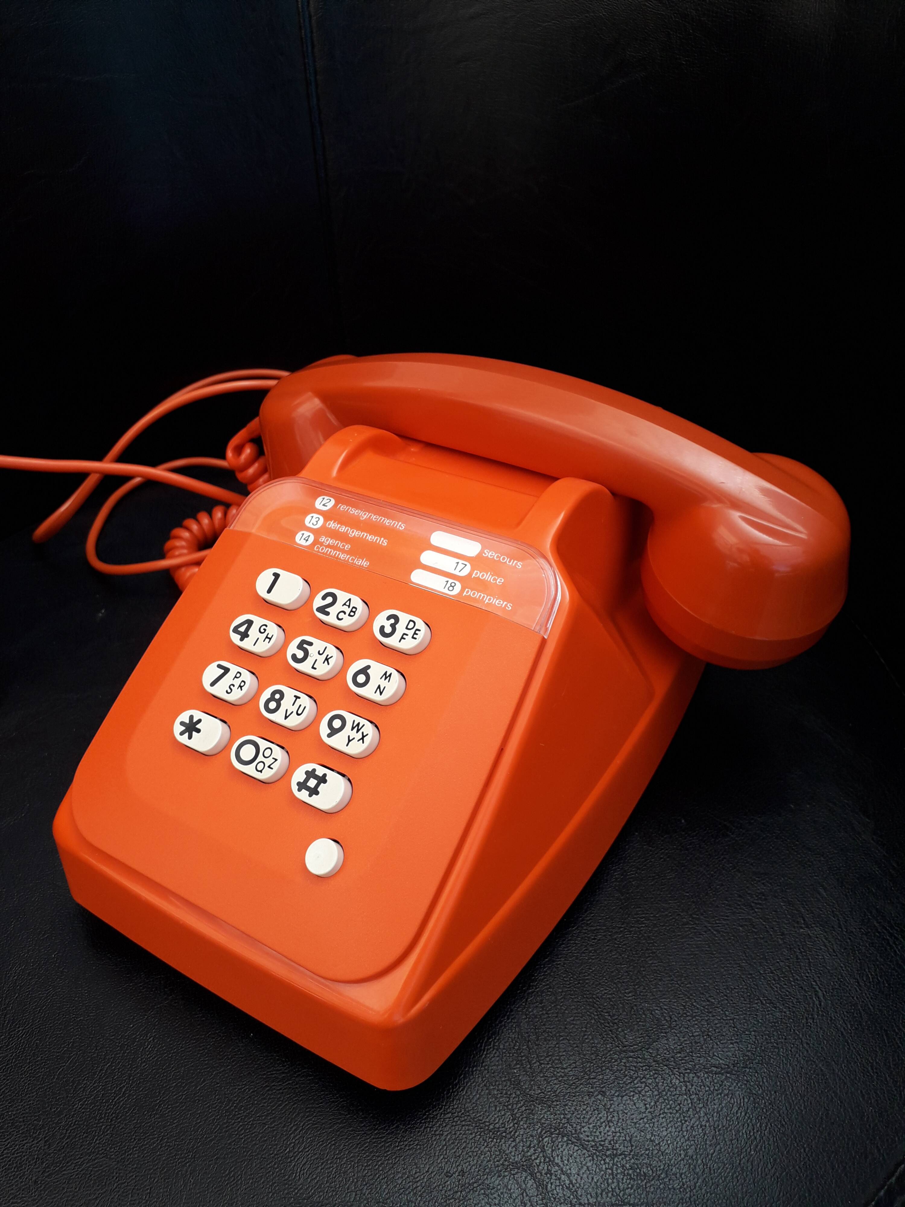 Phone orange vintage s63 socotel