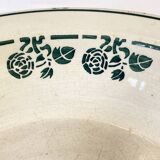 Digoin & Sarreguemines round dish, Rosa model, between 1920 and 1950