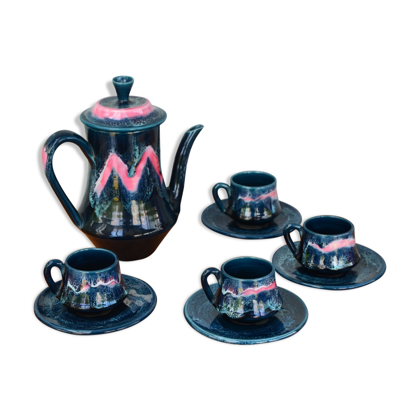 Vallauris blue and pink coffee service