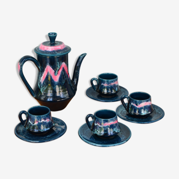 Vallauris blue and pink coffee service