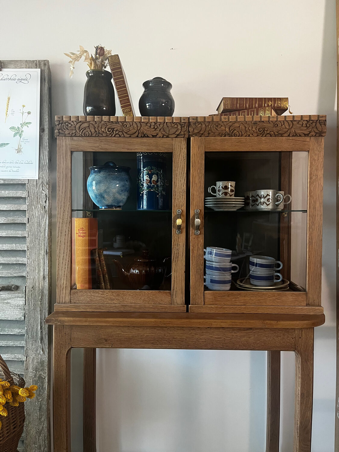 Pair of Art Deco display cabinets - 1930s