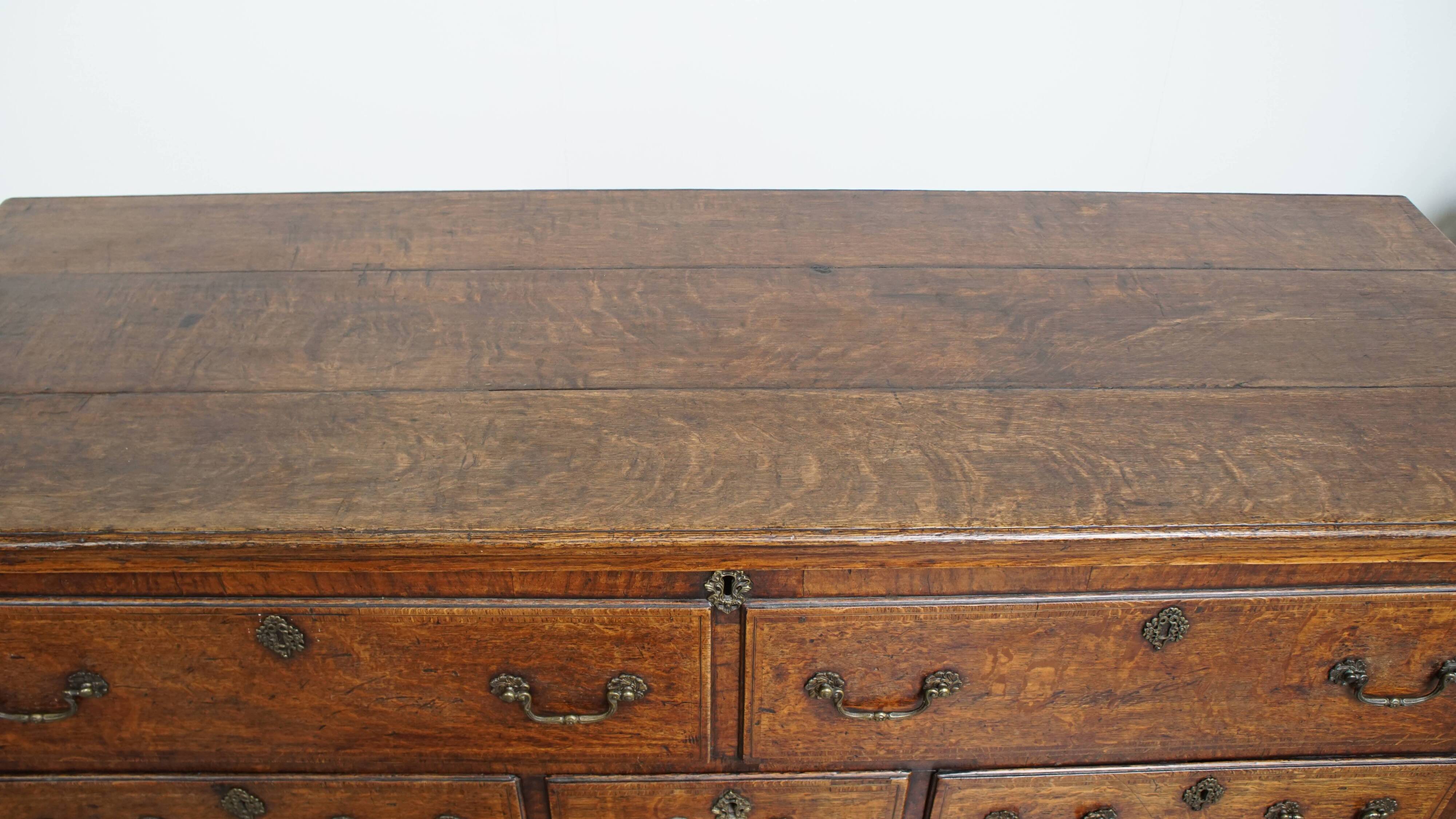 18th-Century English Antique Sideboard / Mule Chest
