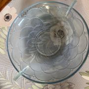 Art deco style fruit presentation cup