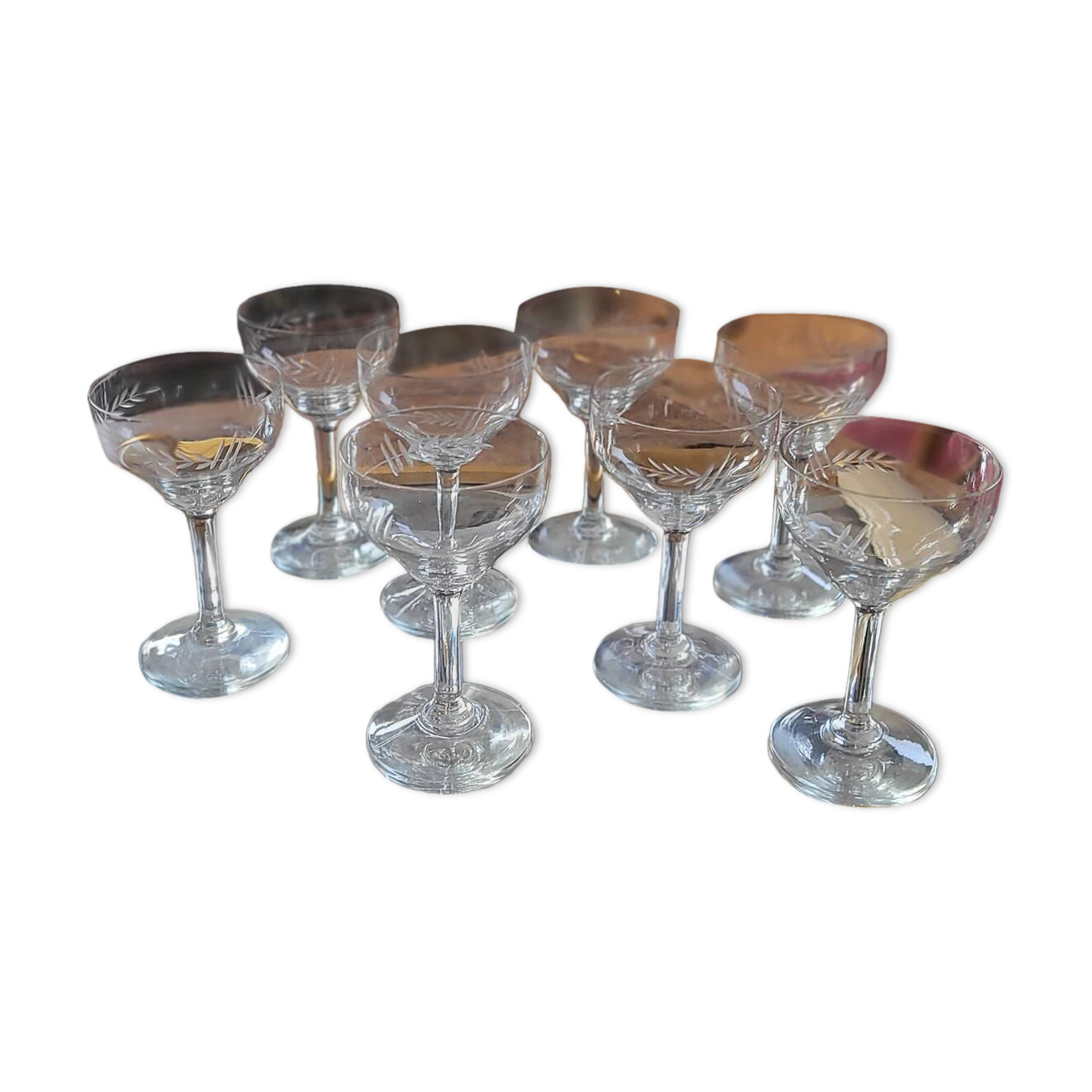 8 vintage stemmed glasses, French glassware, 1950s.