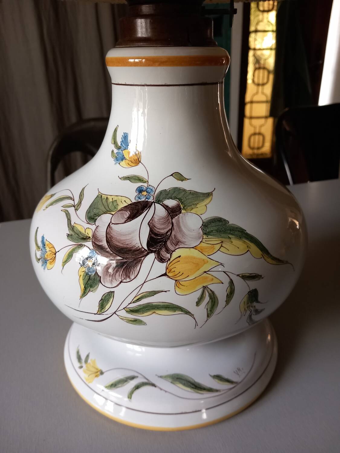 Lampe ancienne en faïence d'art de Rodez