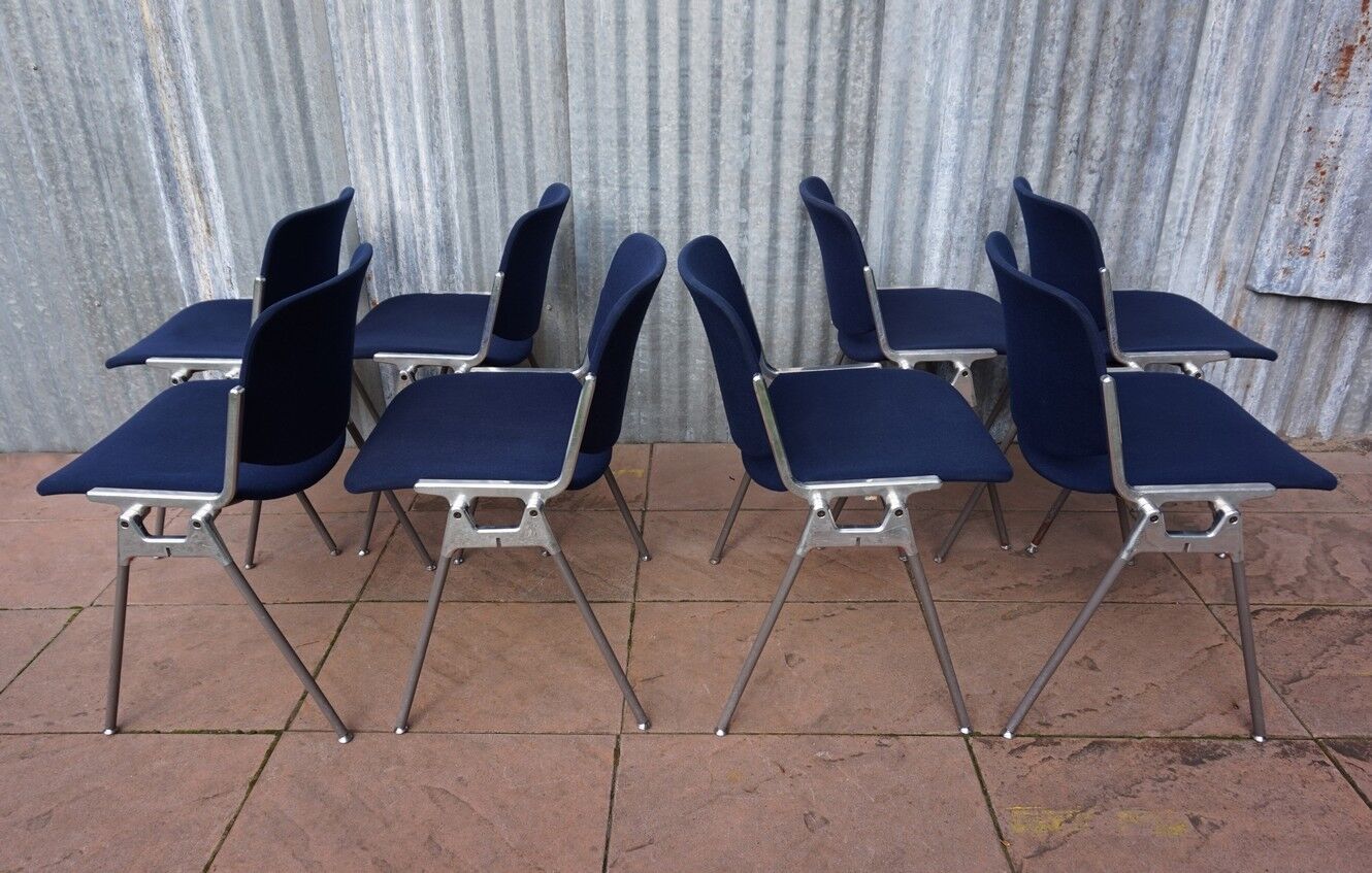 Chaise Castelli bleues de 1967