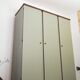 Armoire années 50 chêne et kaki clair