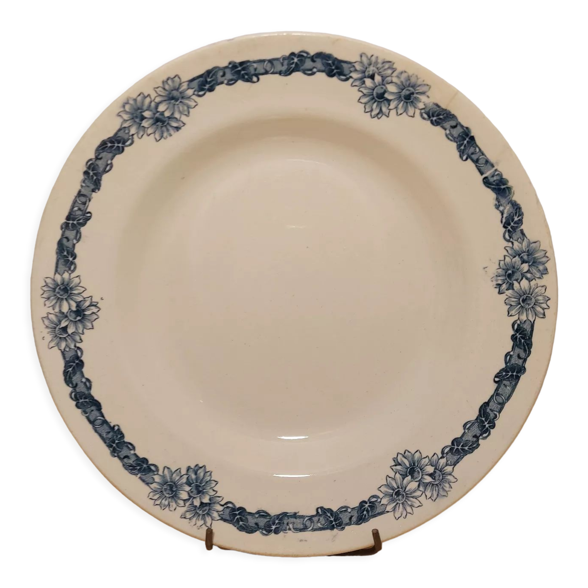 Round dish Longchamp model Denise