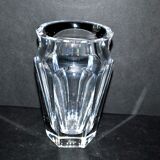 Vase baccarat nelly in crystal cut with flat ribs harcourt 12.5cm