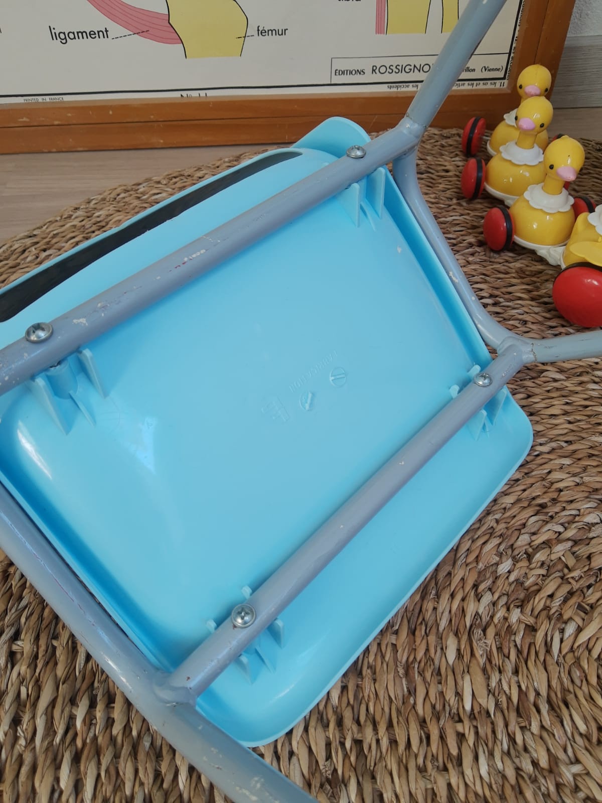 Plastic chair school children Brunswick Roger Bontemps - vintage