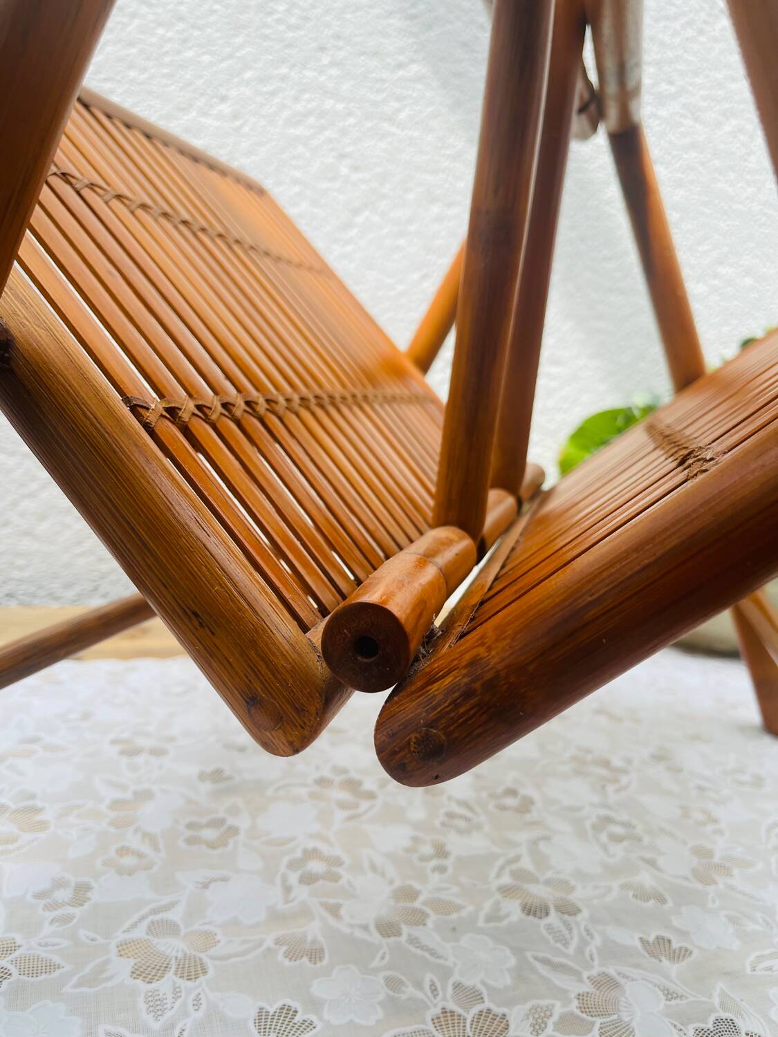 Foldable Bamboo Magazine Rack