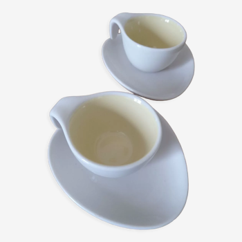 Set of two coffee cups shape "eggs"
