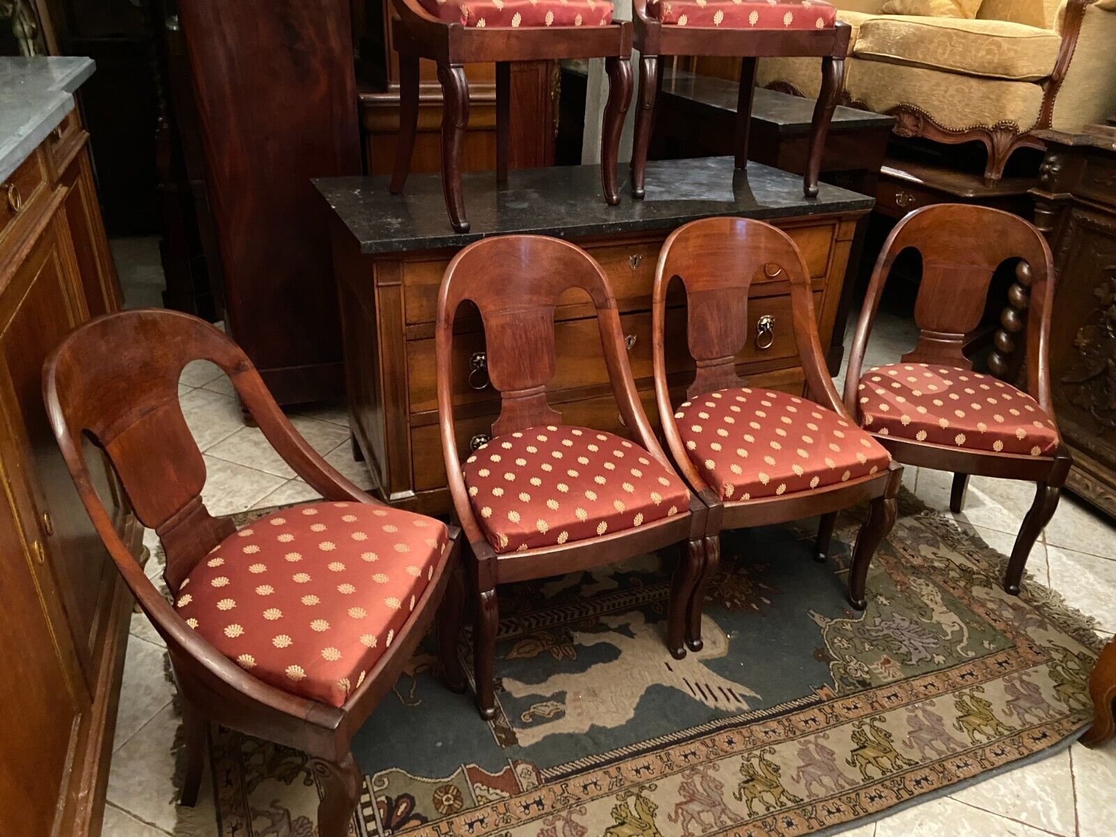 Suite of 6 gondola chairs in solid mahogany period early nineteenth Restoration