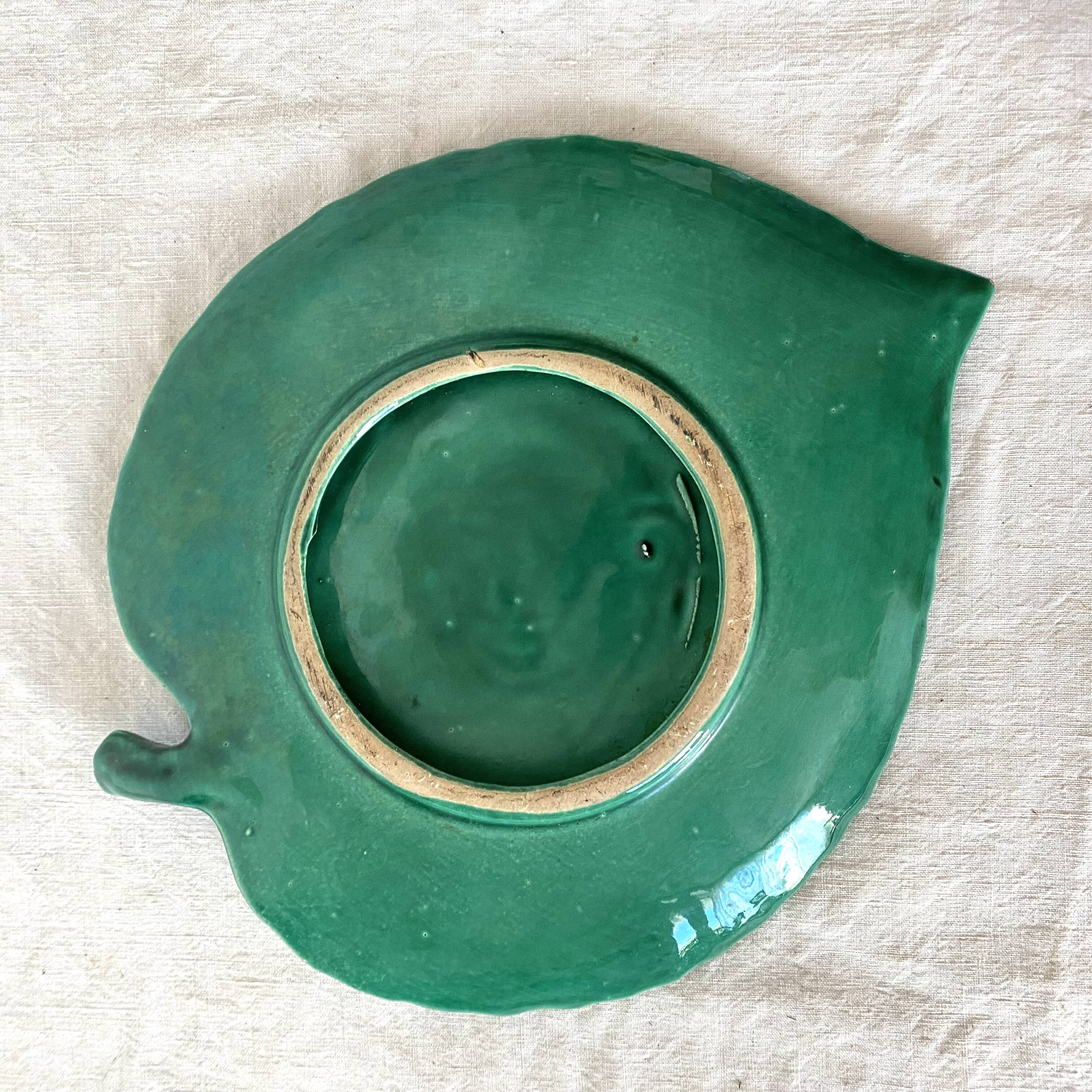 Plat feuille vintage en céramique