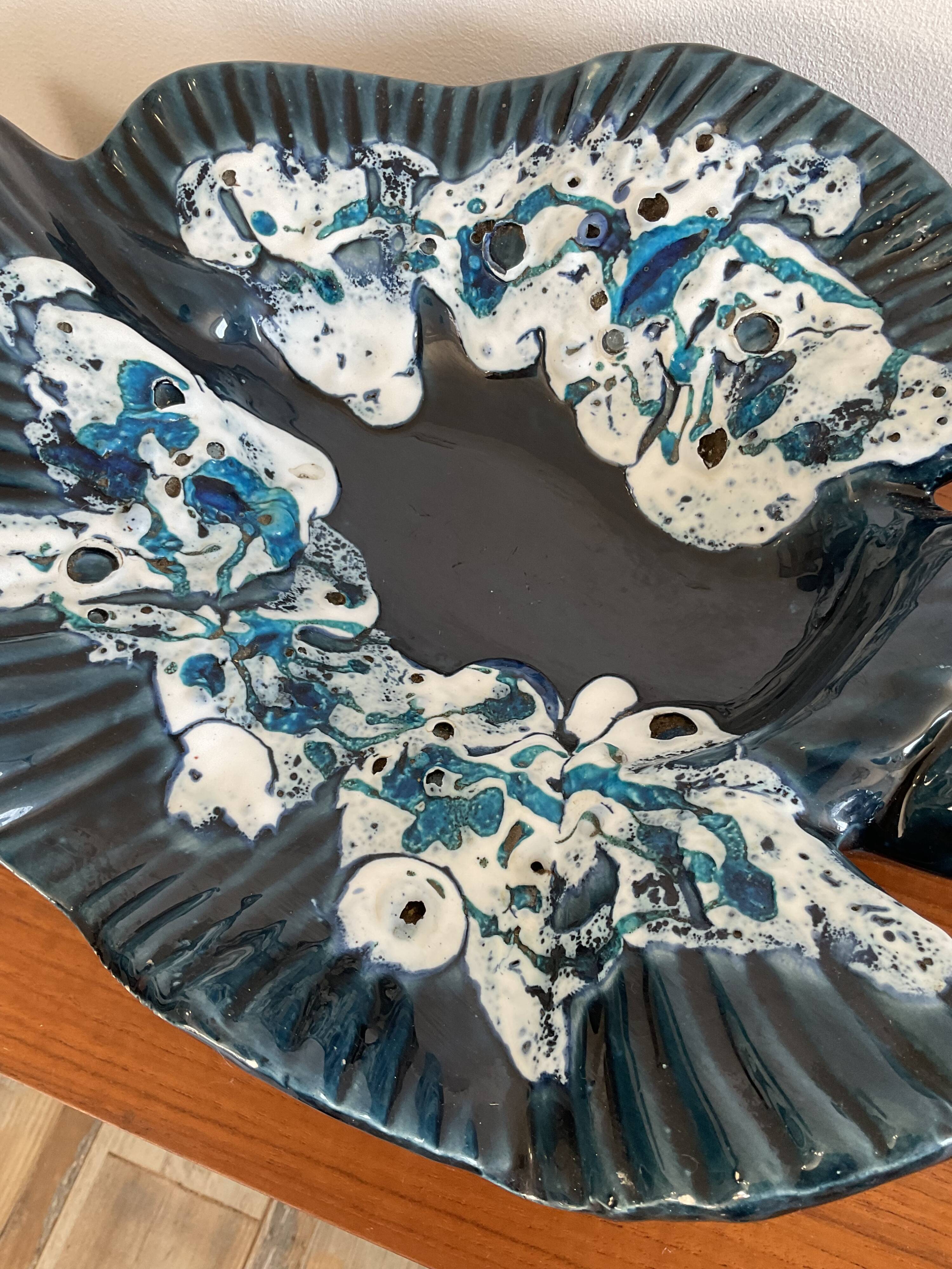 Void pocket vintage shell cut glazed ceramic