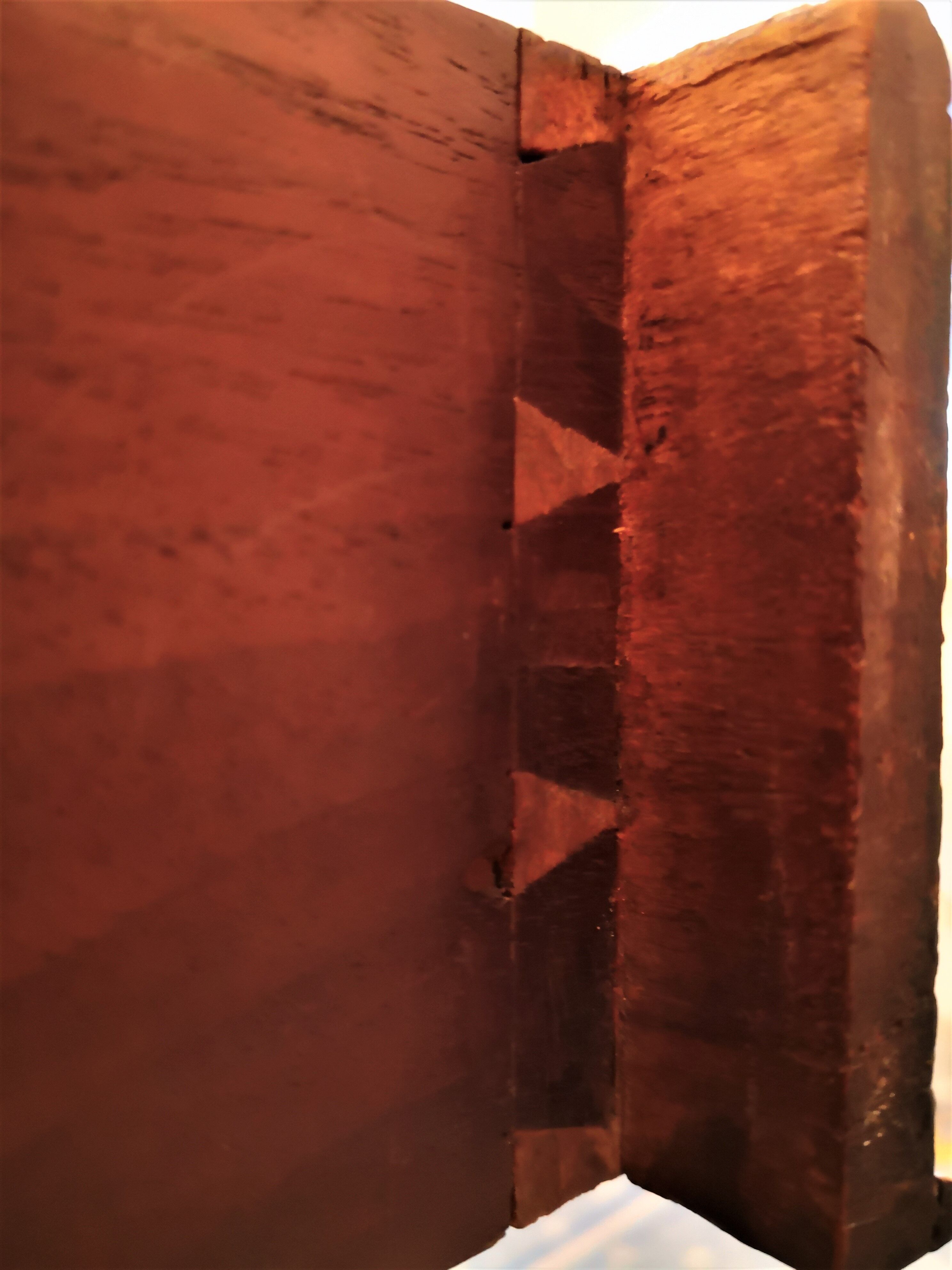 Old wood showcase with English charm