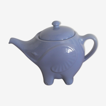 Ceramic elephant teapot