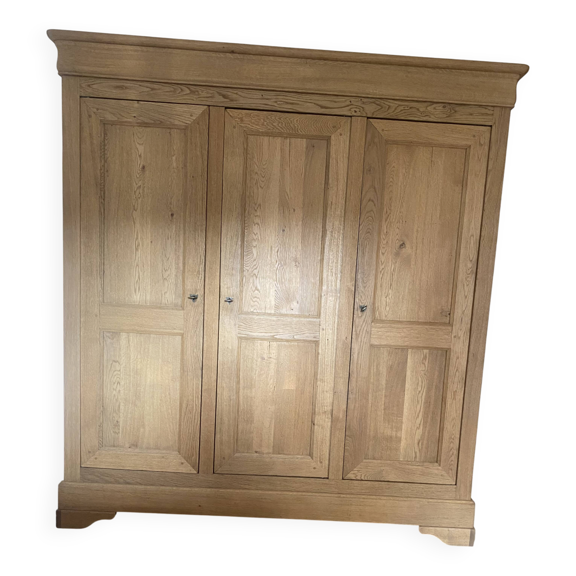 Armoire 3 portes chêne massif, démontable , aérogommée ,penderie /lingerie