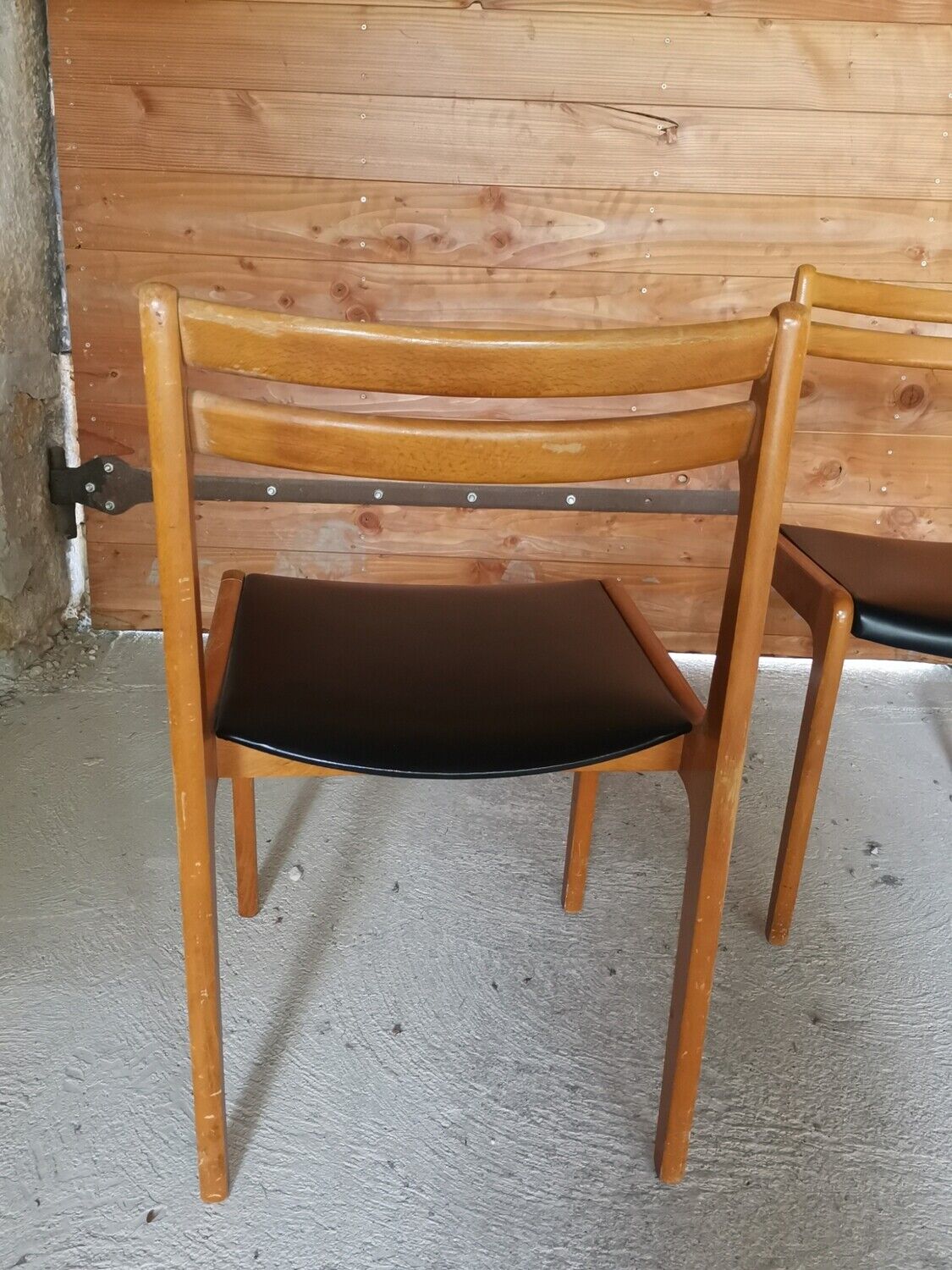 5 vintage black skai chairs