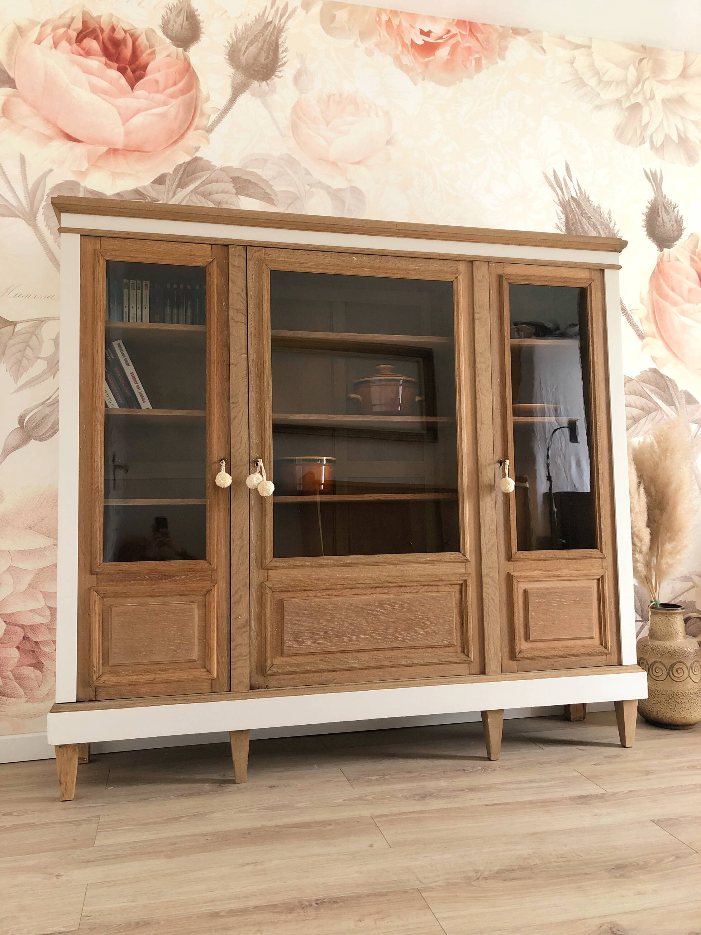 Vitrine / Bibliothèque vintage en chêne massif