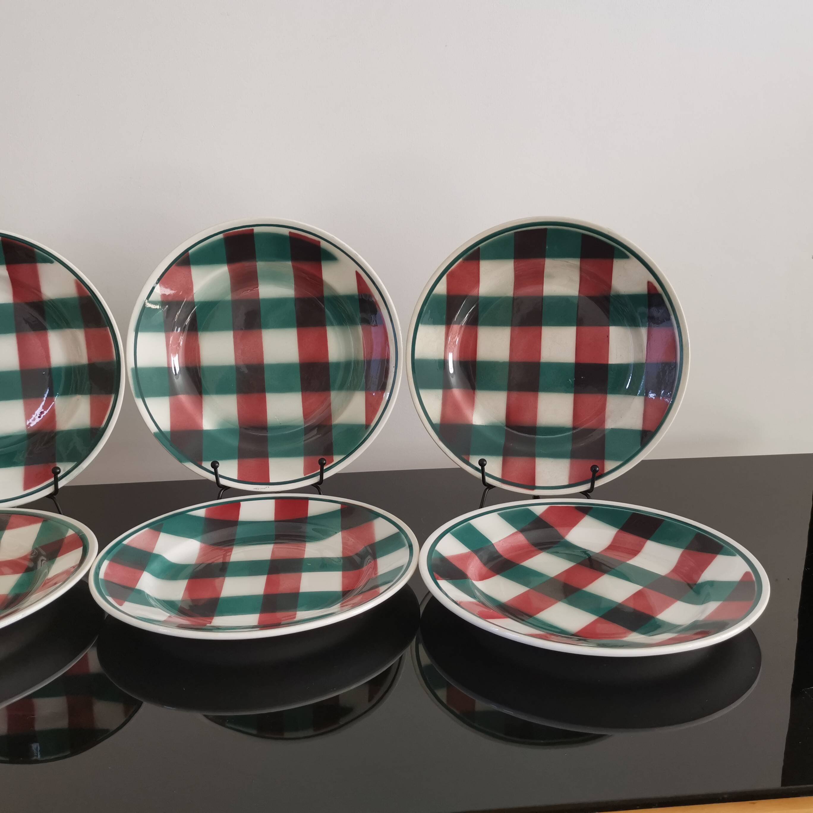 8 assiettes semi creuses de la Faïencerie Nouvelle de Givors France