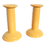 Paire de bougeoirs en céramique jaune