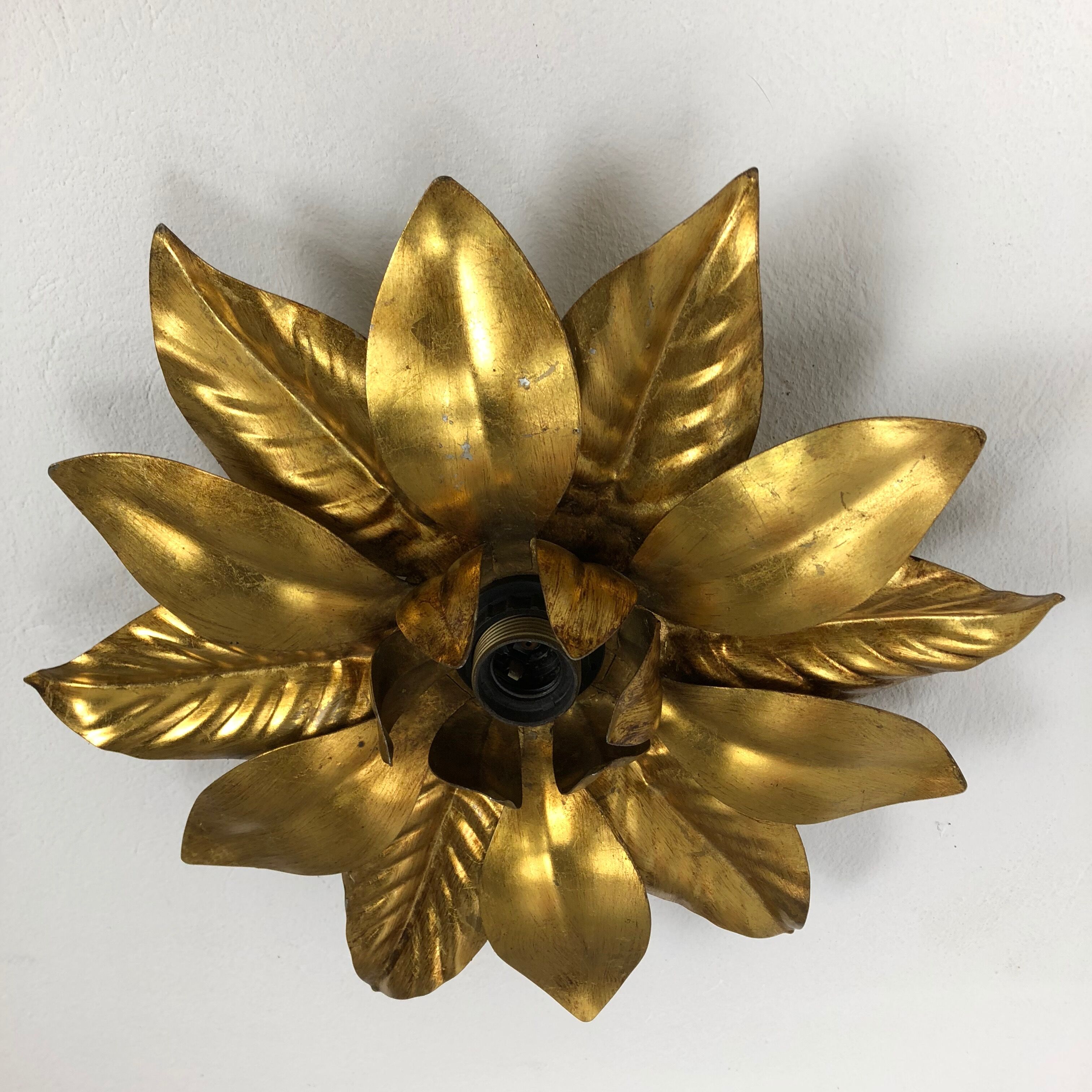 Set of 3 Golden Florentiner Leaf Theatre Wall Ceiling Light Sconces, Italy 1960s