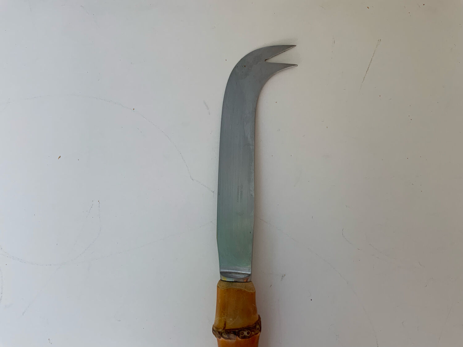 Cheese knife