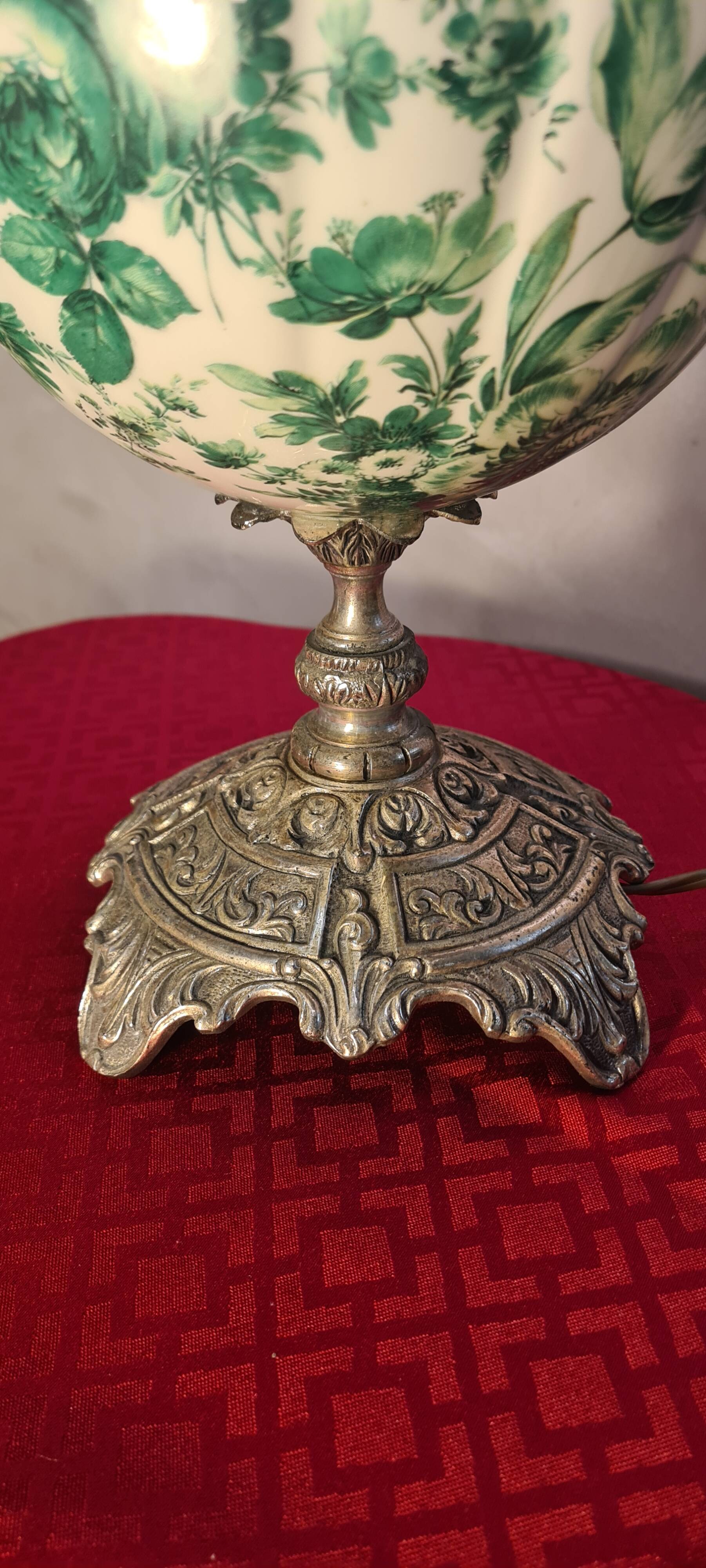 antique lamp 65x32 bronze and porcelain pull-out in very good condition